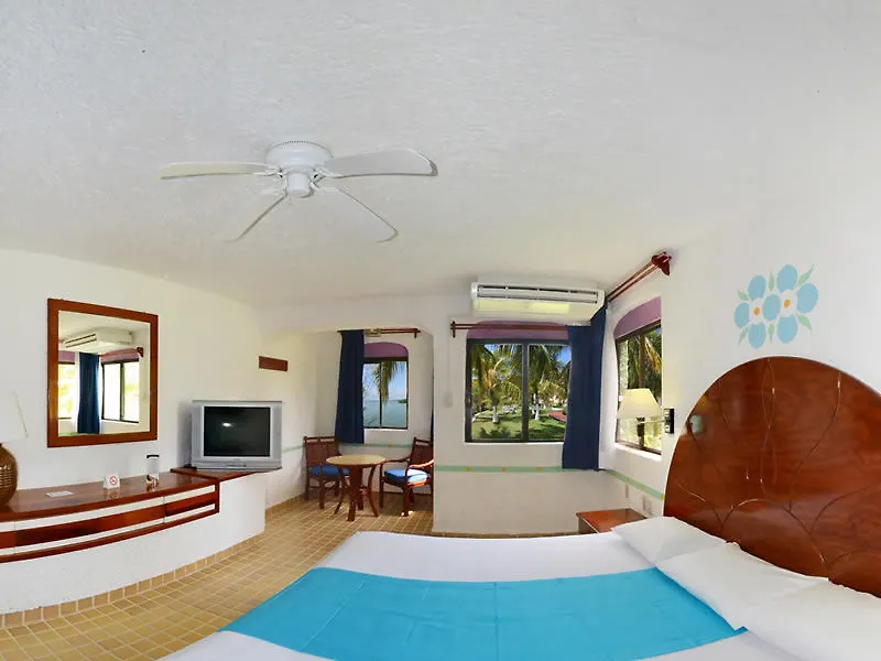 Selina Cancun Laguna Hotel Zone 3*,  Μεξικό