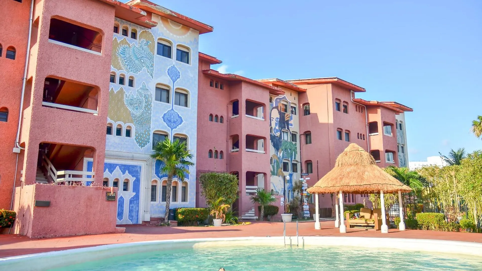 Selina Cancun Laguna Hotel Zone