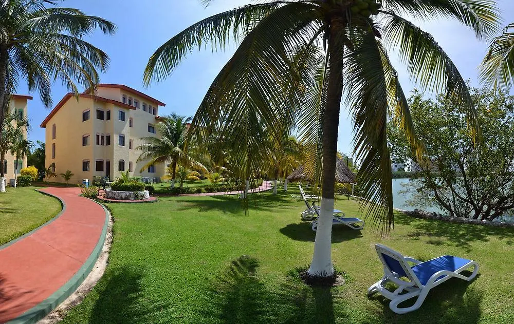 Selina Cancun Laguna Hotel Zone
